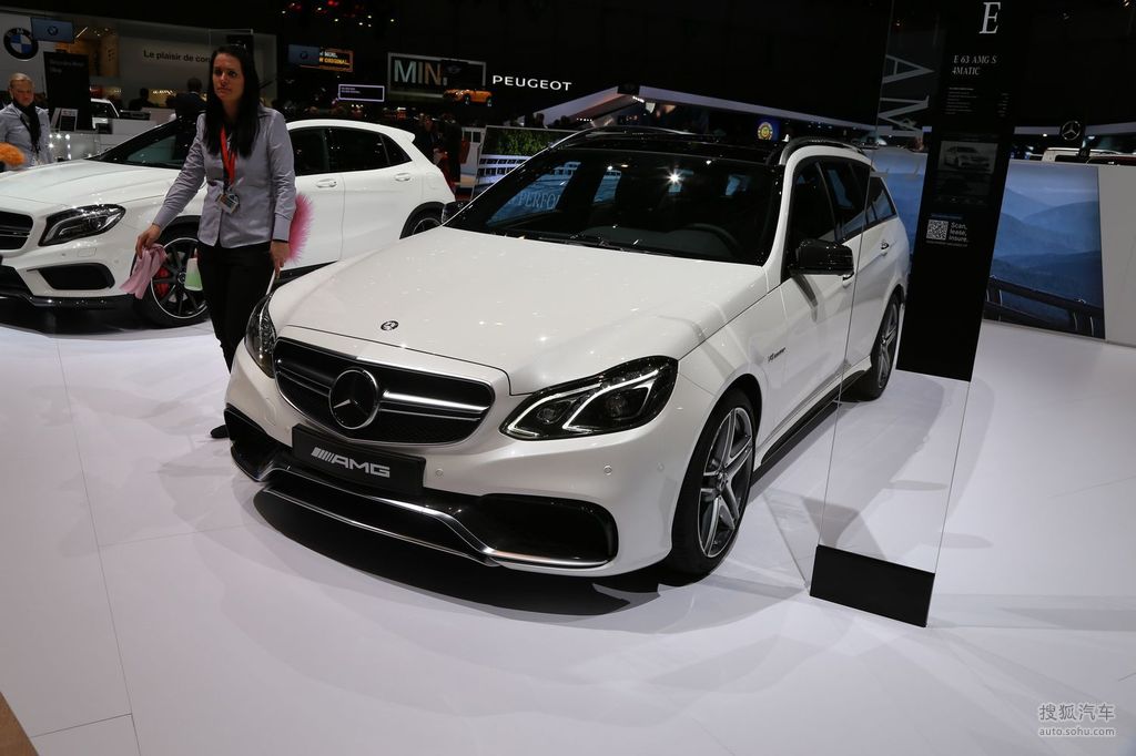 日内瓦车展亮相 新一代AMG GLA 45官图曝光