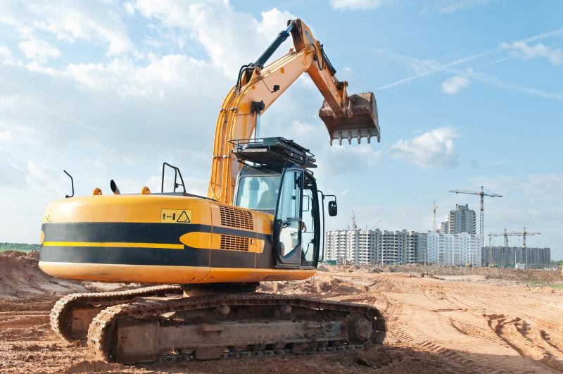 建筑工地迎来无人挖掘机