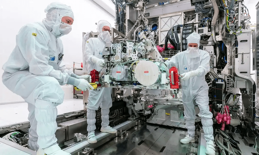 韩芯片出口持续增长 全球科技需求复苏势头不减