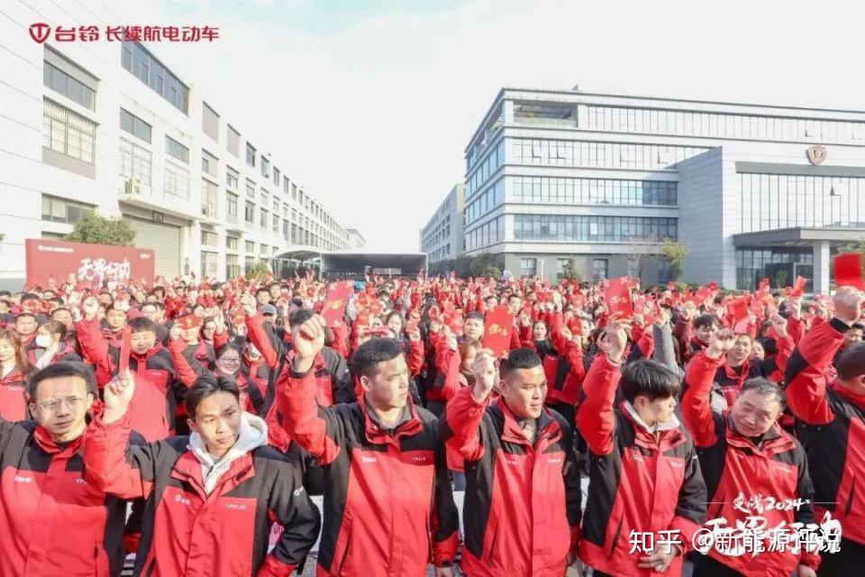 携手央视共赴智慧焕新 海尔专卖店科技助农直播走进安徽