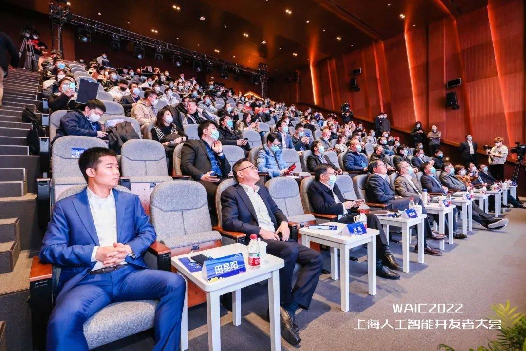 在海量应用场景中“拔节生长”——从人工智能发展前沿看中国科技新动力