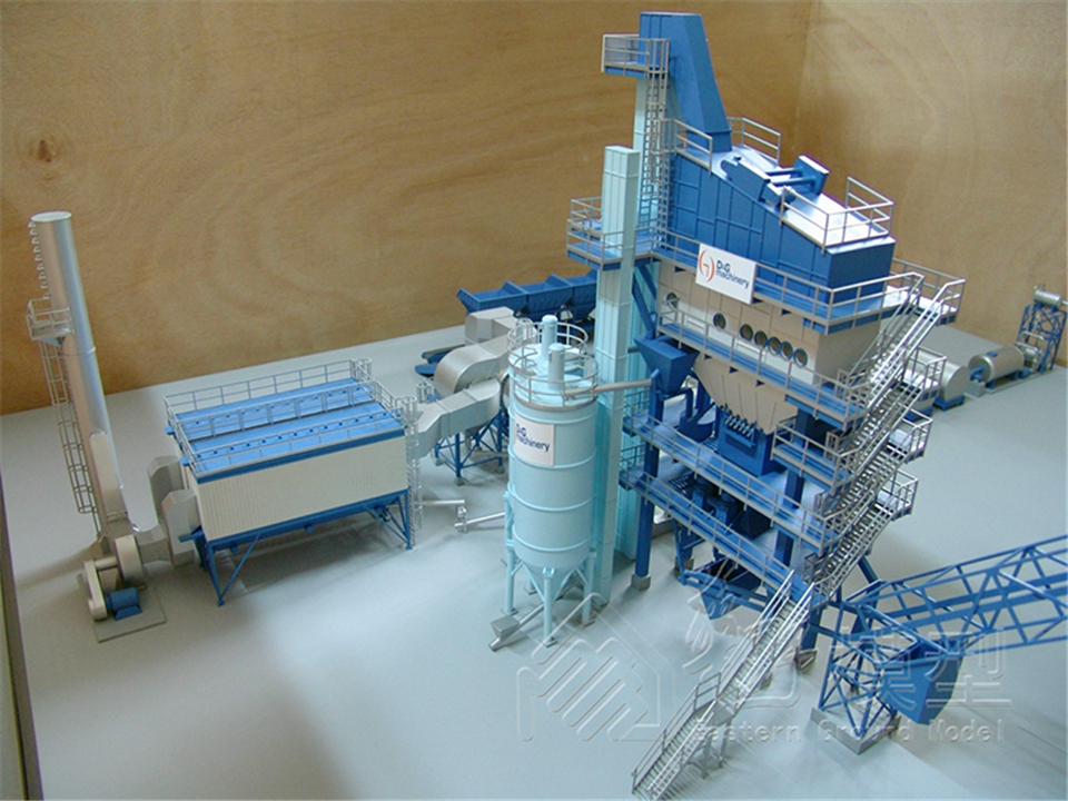 发展大模型关键在应用