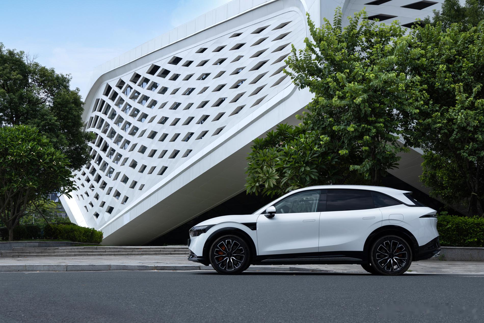 “公路坦氪”背后的质量真经,极氪全域质量架构铸就质量口碑