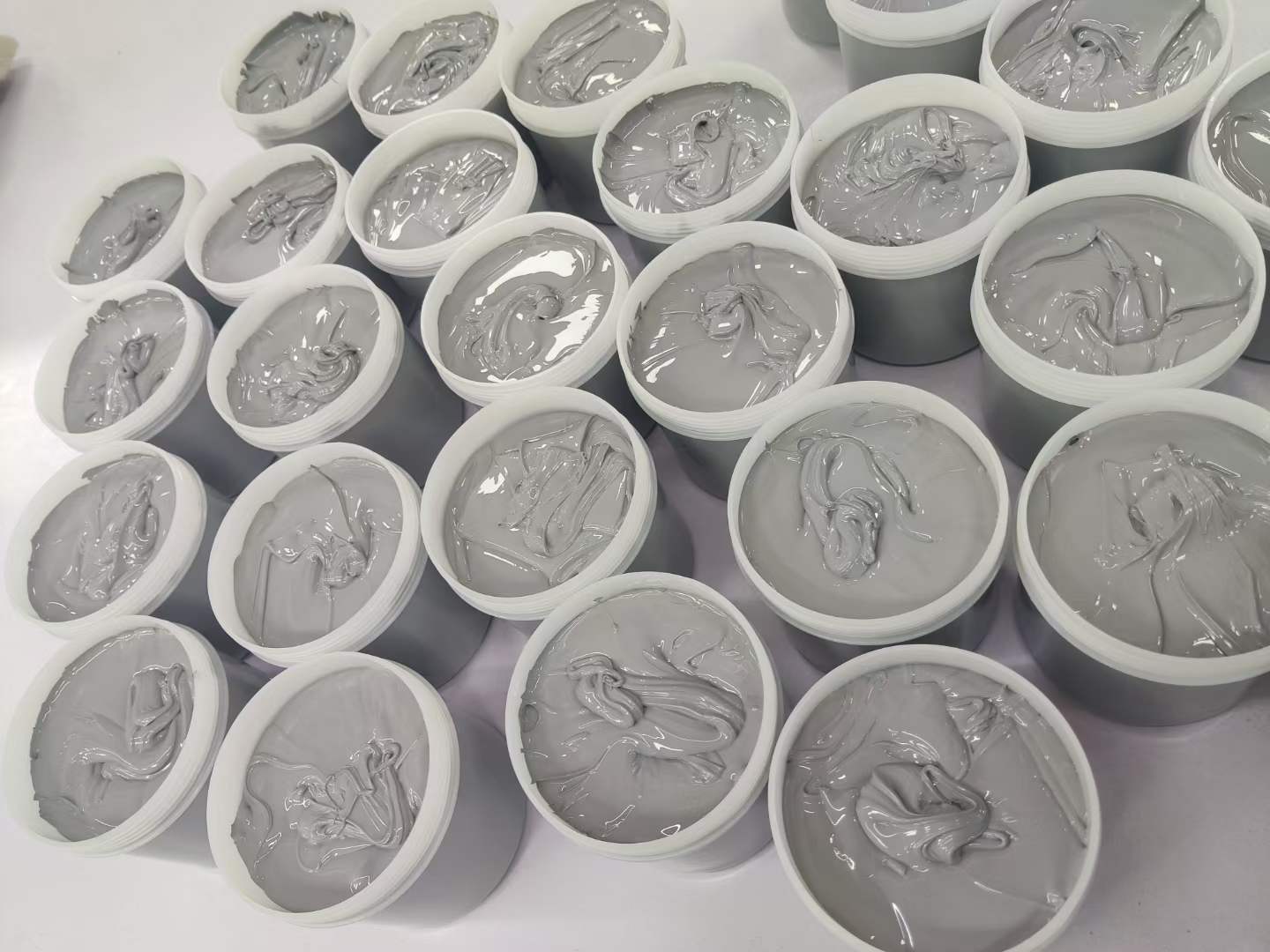 纳米级角度国家一级标准物质研制成功