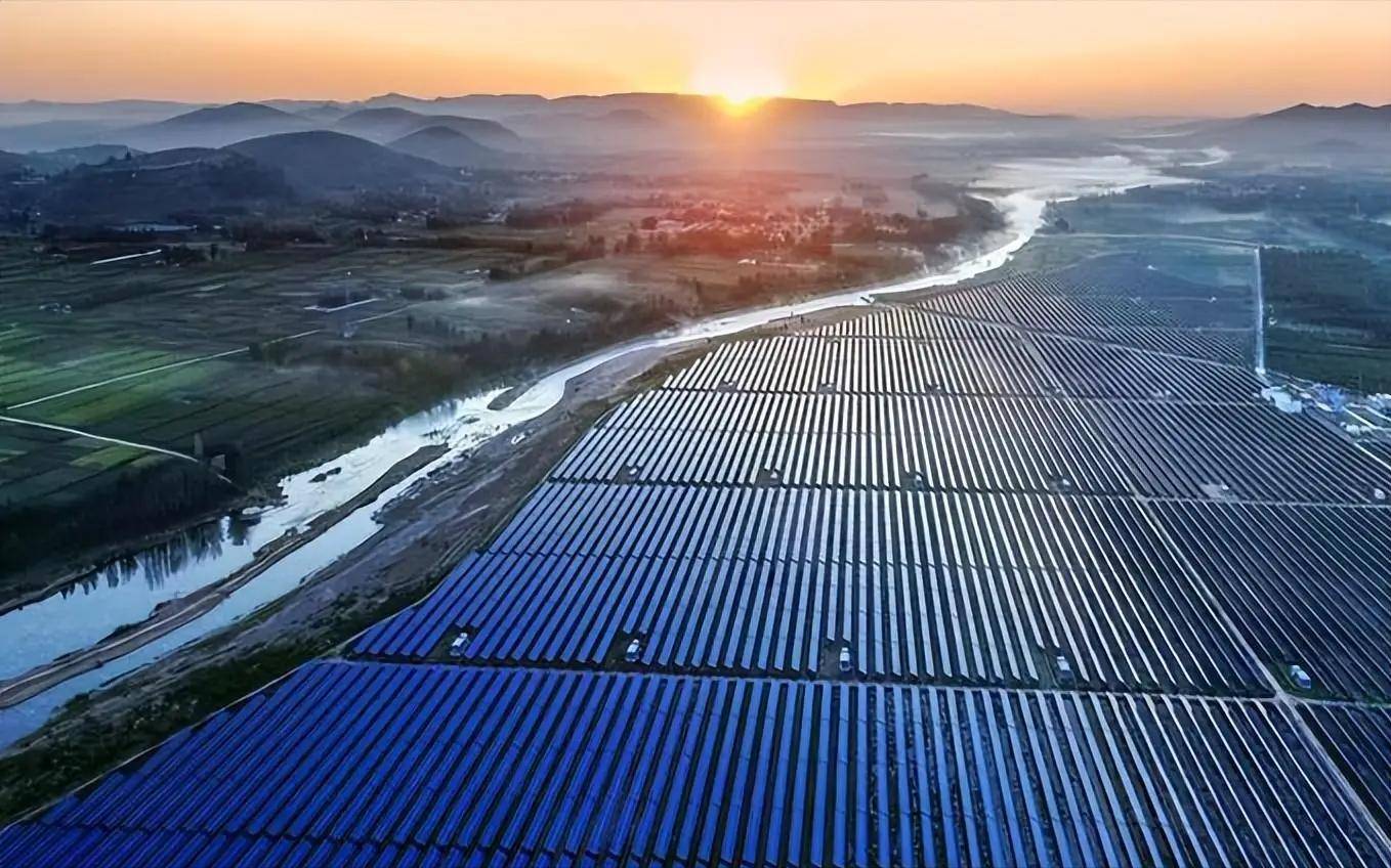 中国能源绿色化助力全球能源转型进程