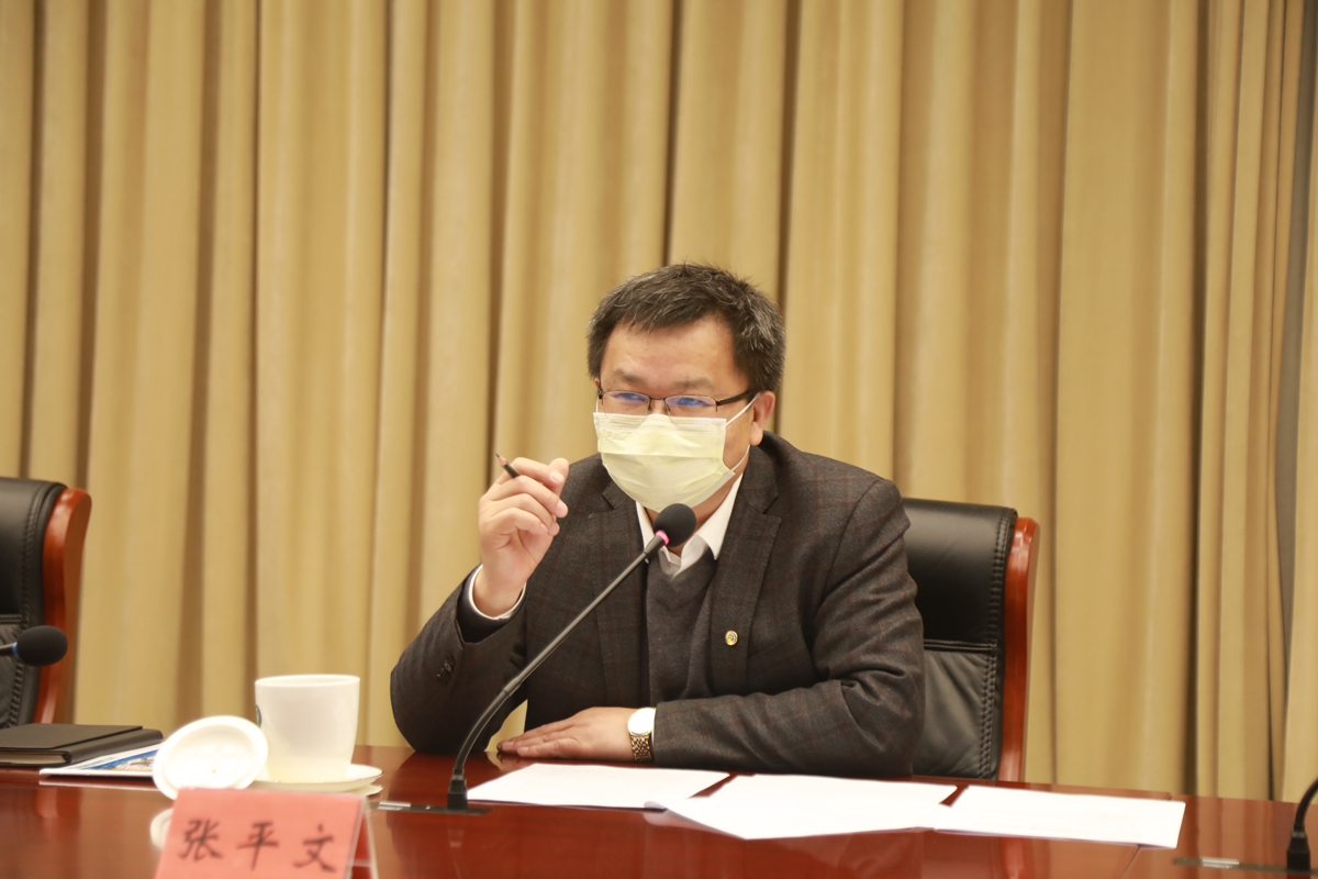 张平院士：通信与智能融为一体、互为驱动、缺一不可