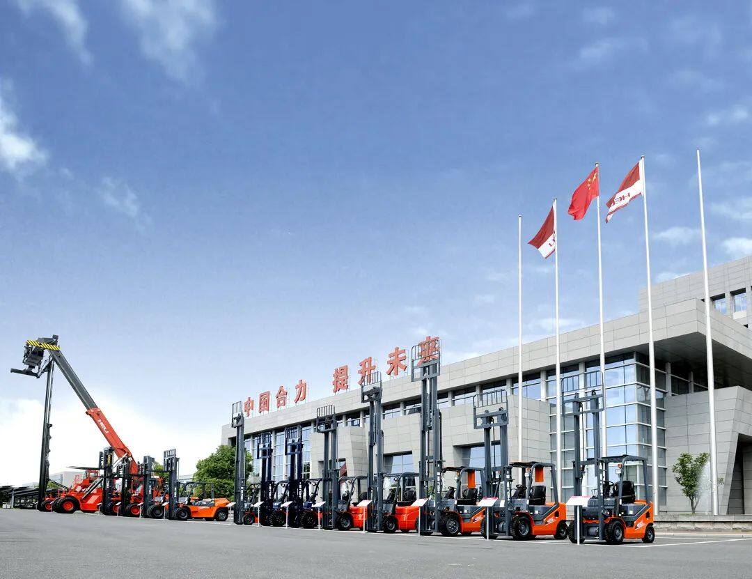 形成合力壮大专精特新