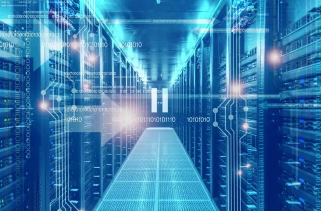 服务器厂商“角力”算力大市场