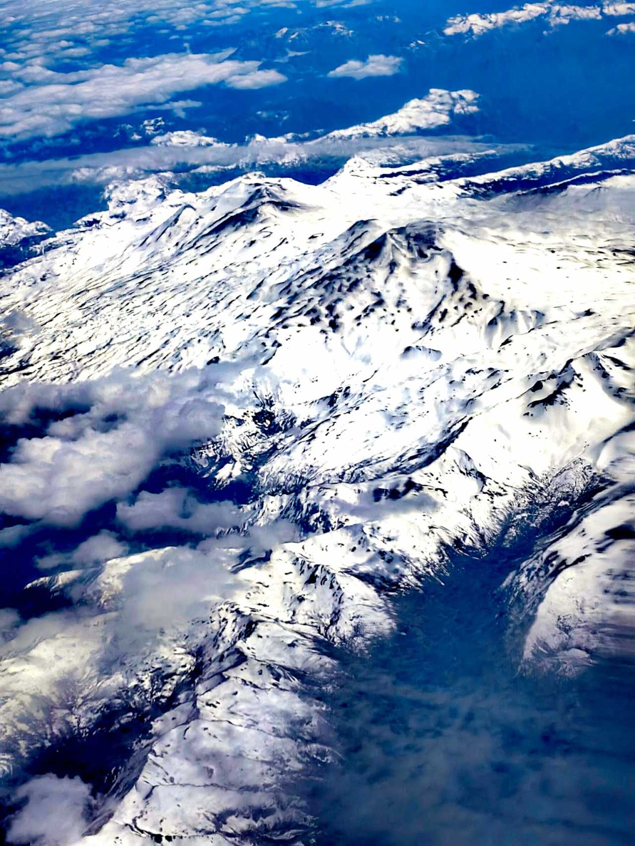 第41次南极考察|“雪龙2”号启程前往阿蒙森海执行考察任务