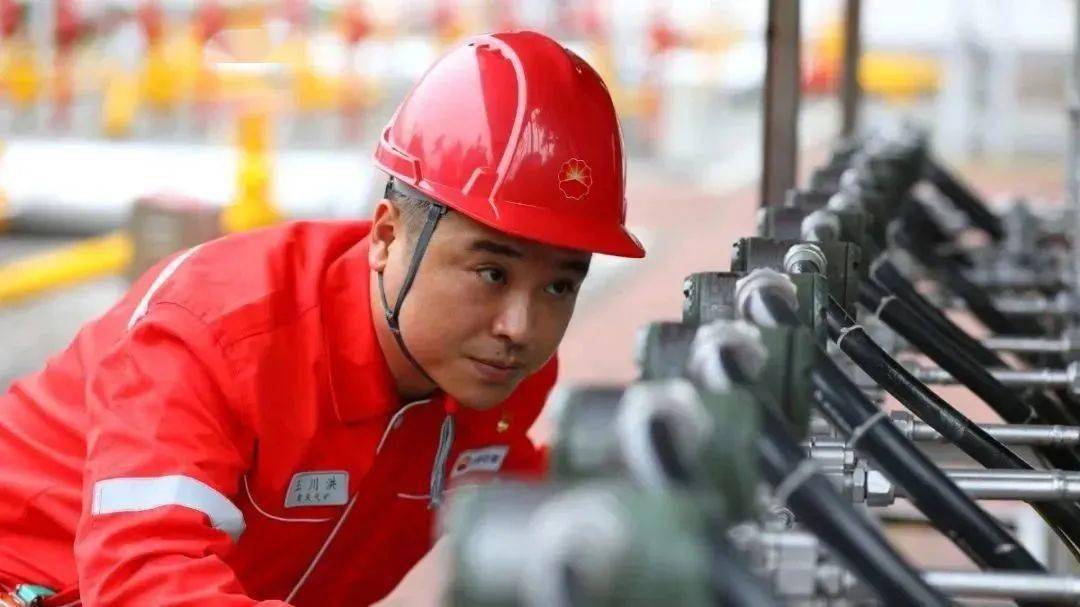 激发千行百业走技能报国之路