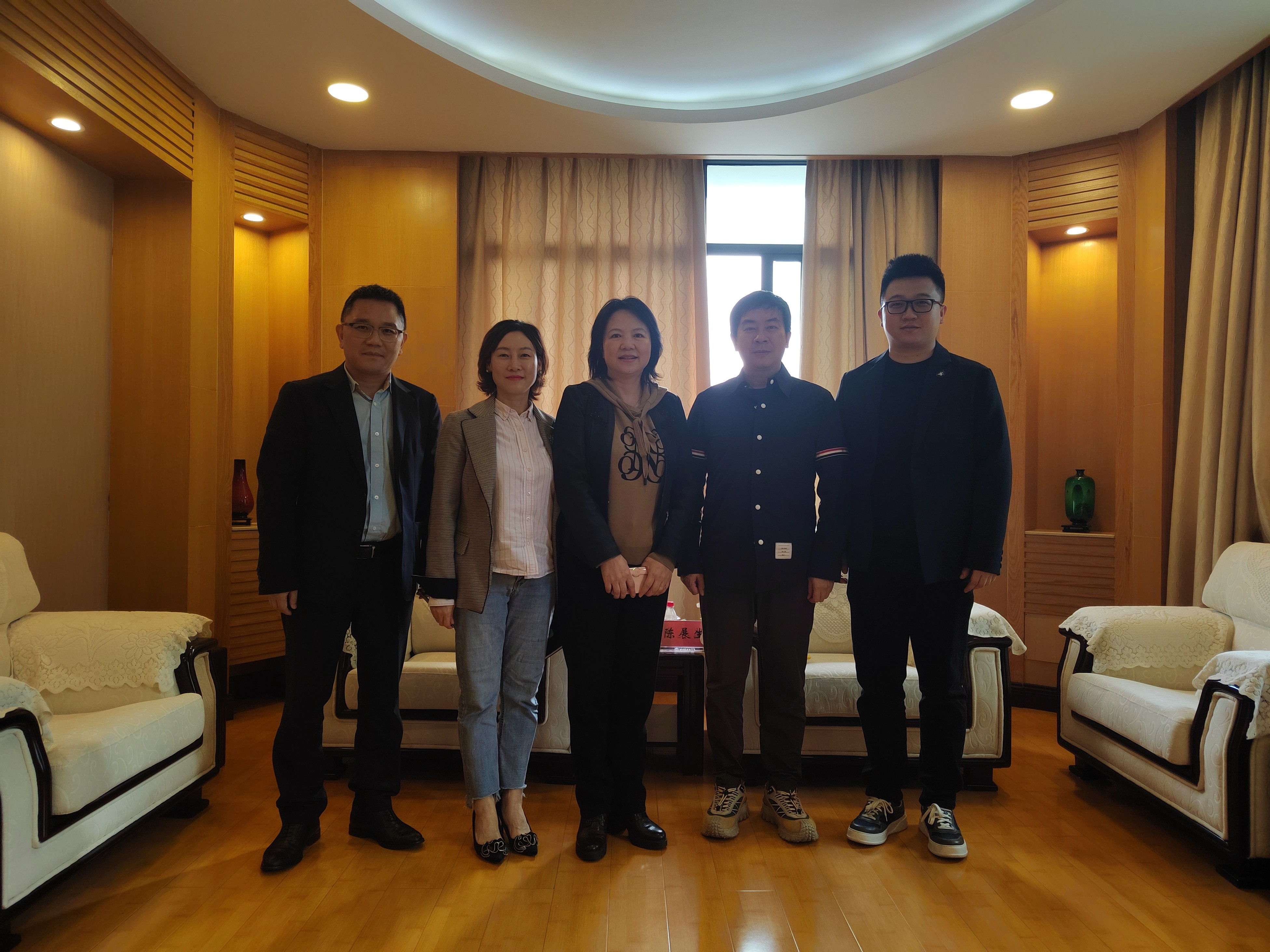 华为广州研发中心启用 首批约2000名员工已进驻