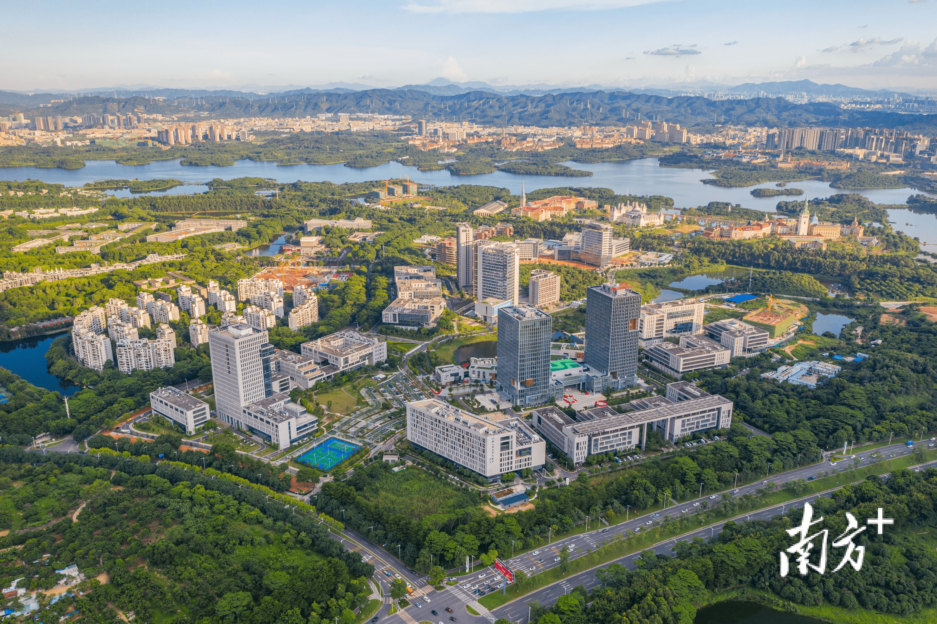 “潮玩之都”抢抓市场机遇