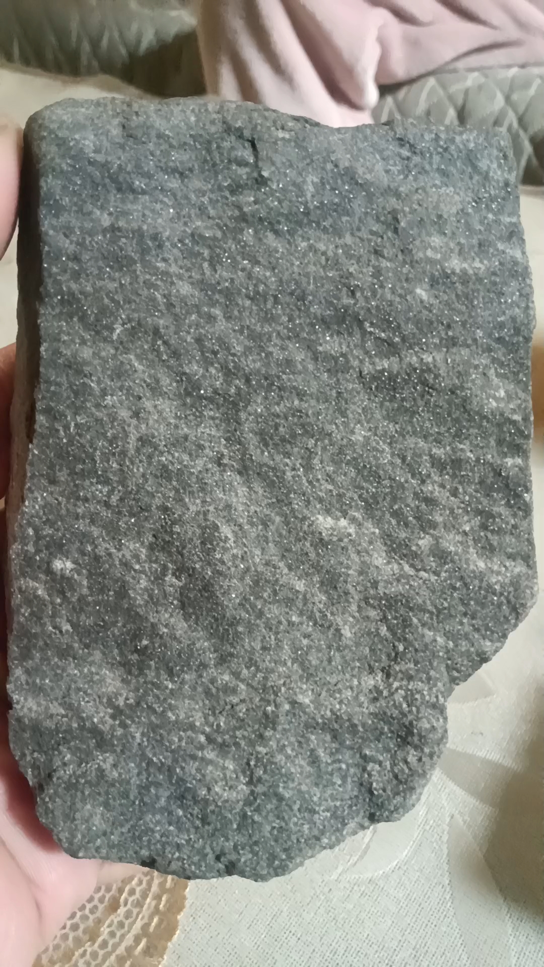 我科学家成功合成“陨石钻石”