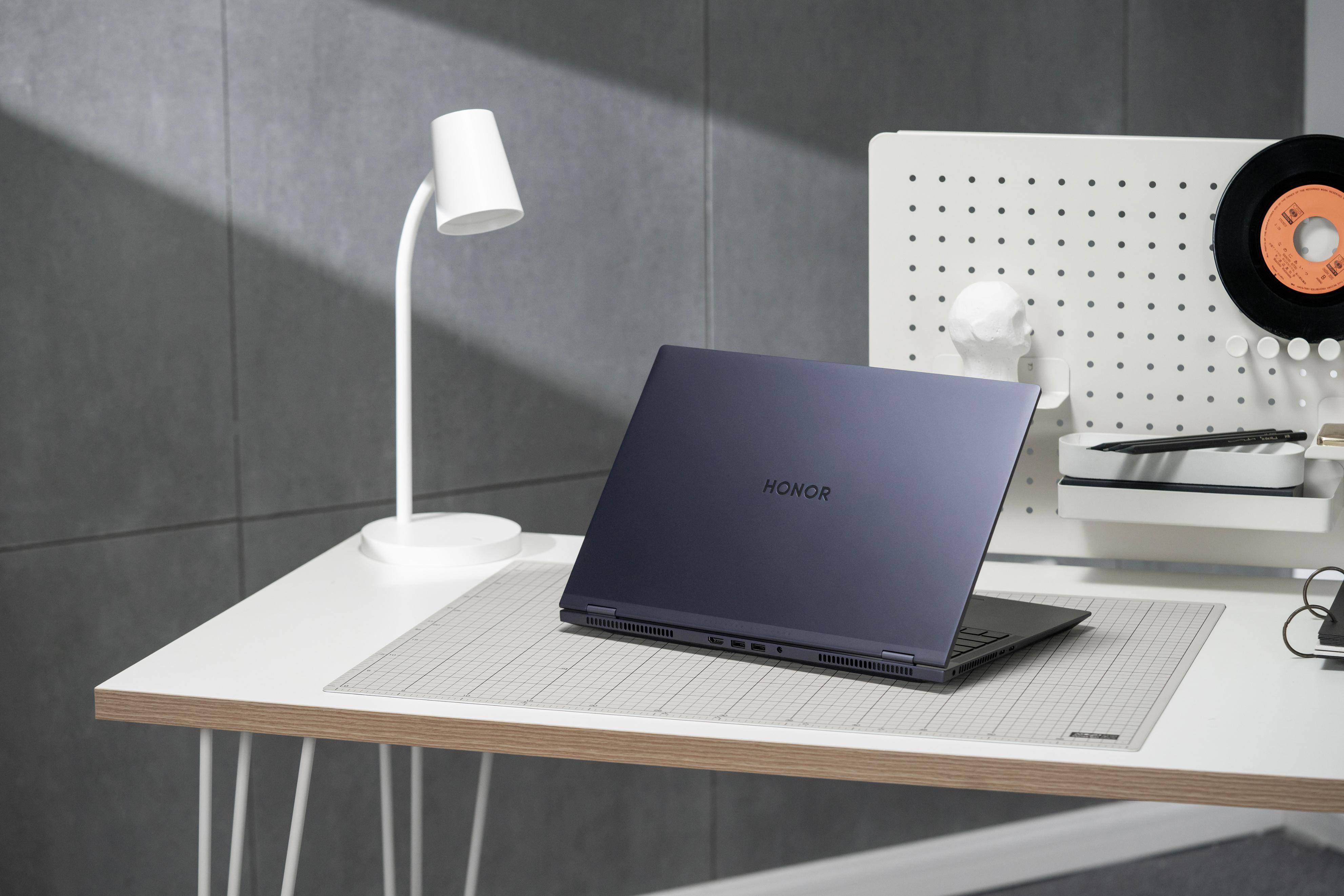 荣耀MagicBook Pro 14正式发布