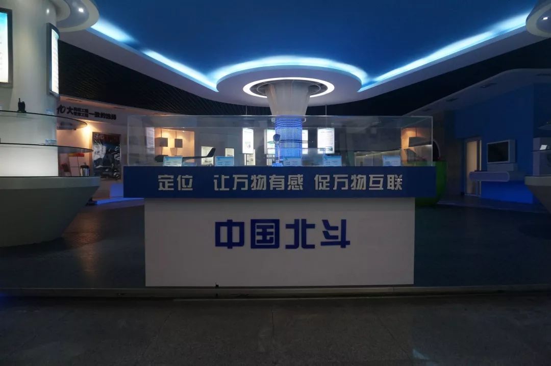 洋洋大观丨未来对话——“老外”与中国机器人“面对面”