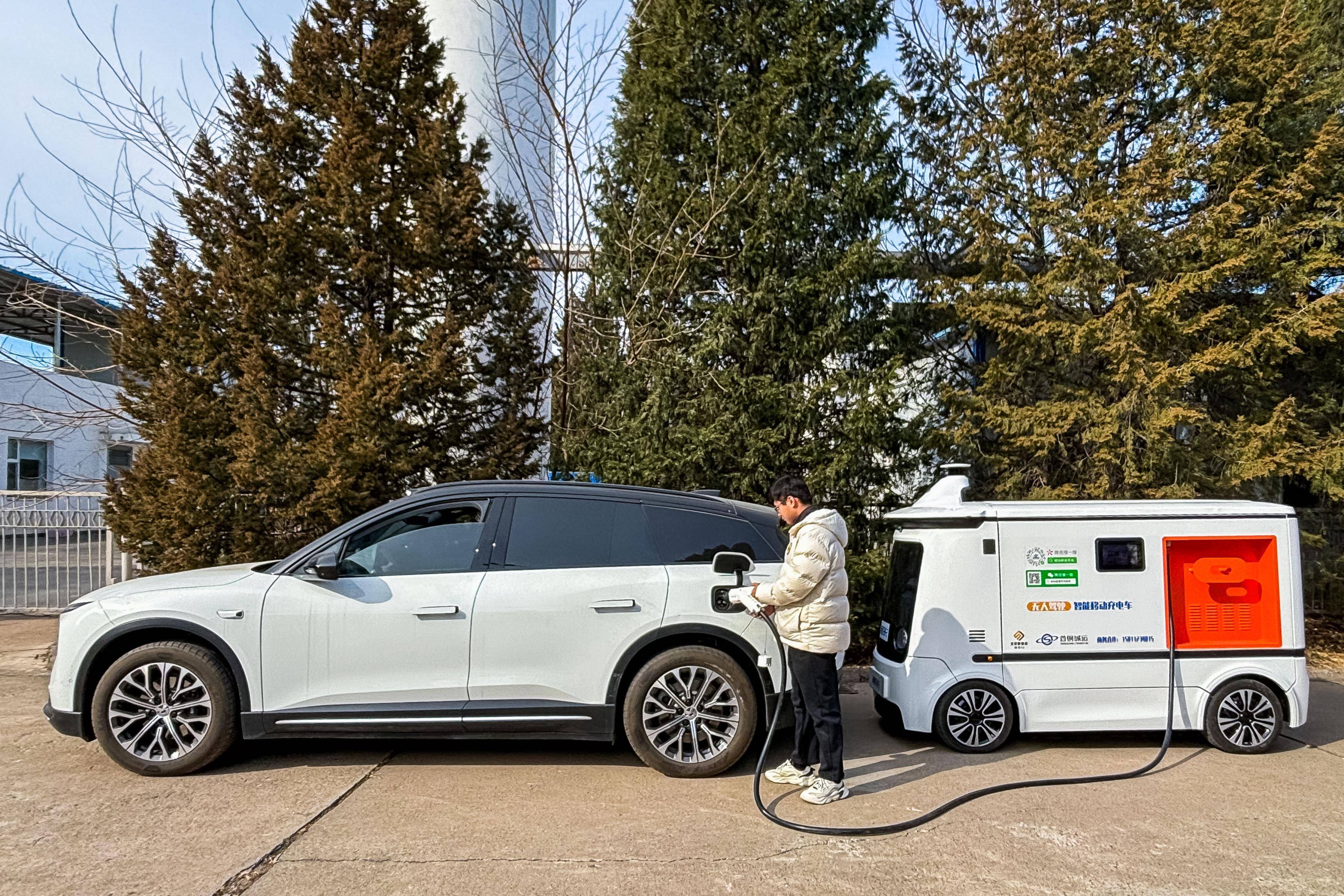 新能源汽车变身城市“充电宝”