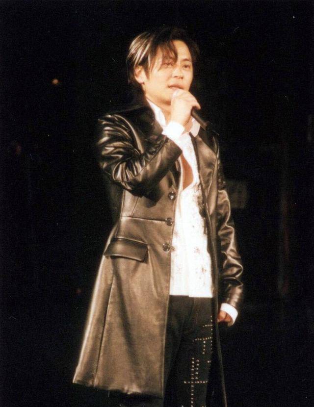 家乡连线丨航天员王杰父亲：悬着的心放下了，愿儿子凯旋归来！