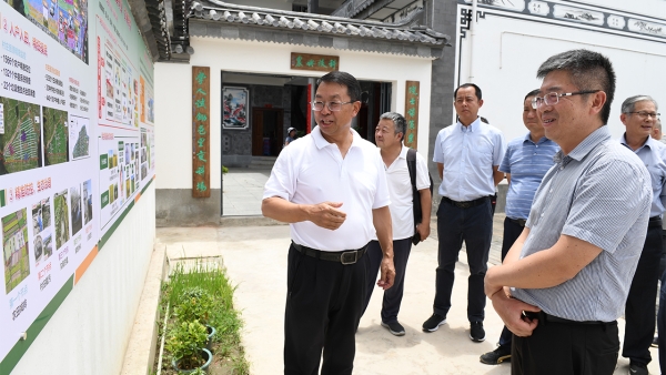 数商兴农科技小院在云南大理揭牌 拼多多“千亿扶持”助力技术强基、人才强农