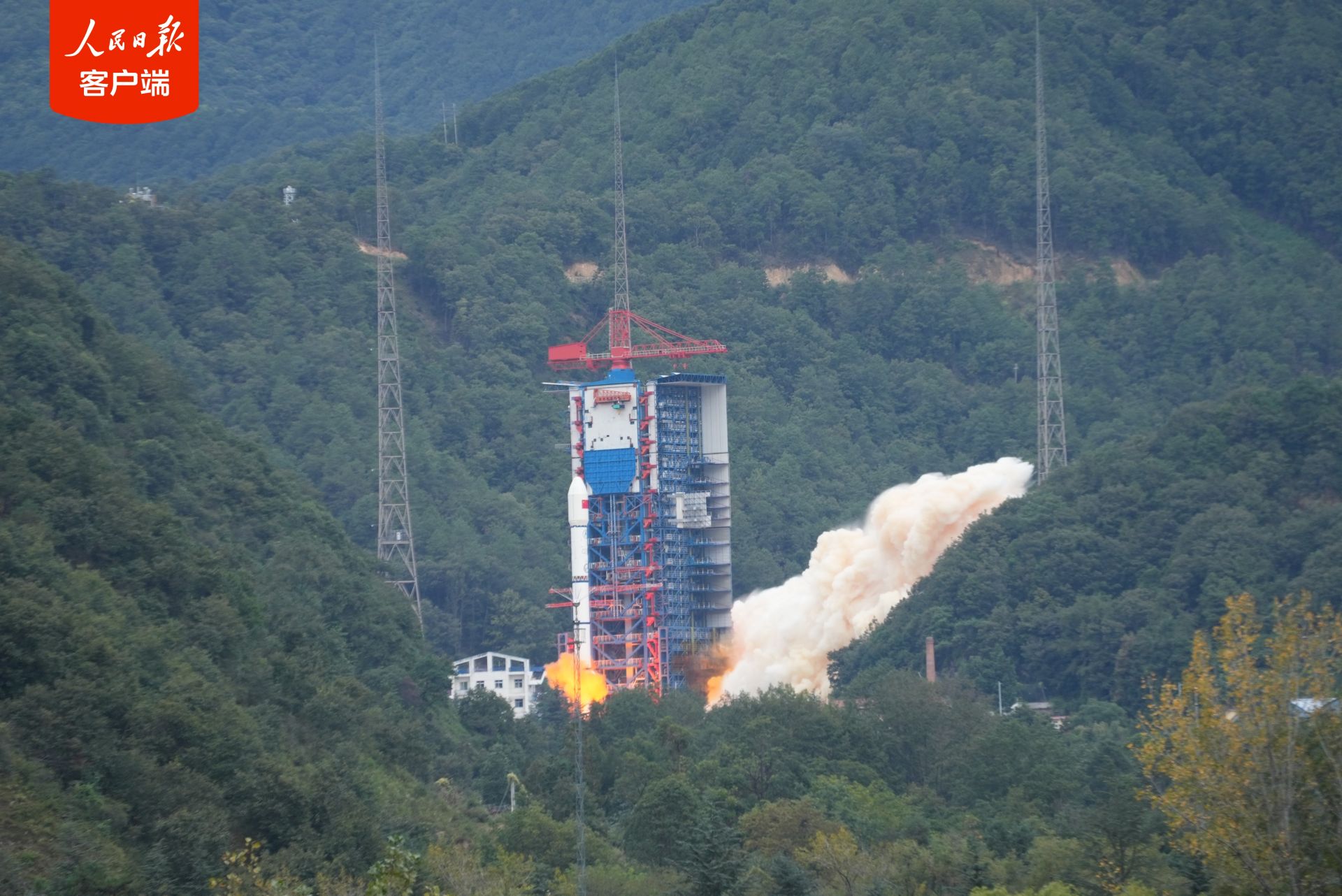 新华社消息｜我国成功发射遥感四十号02组卫星