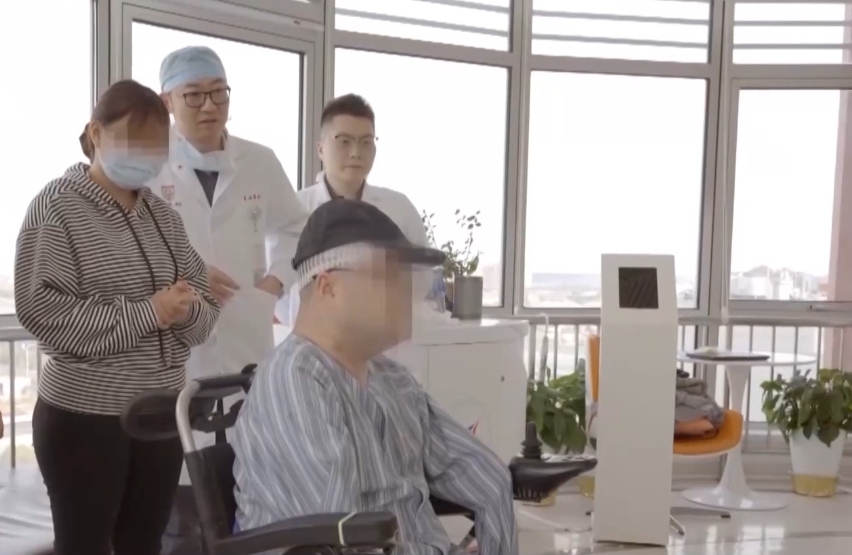 为意念装上现实“臂膀” 脑机接口助力“心想”到“事成”