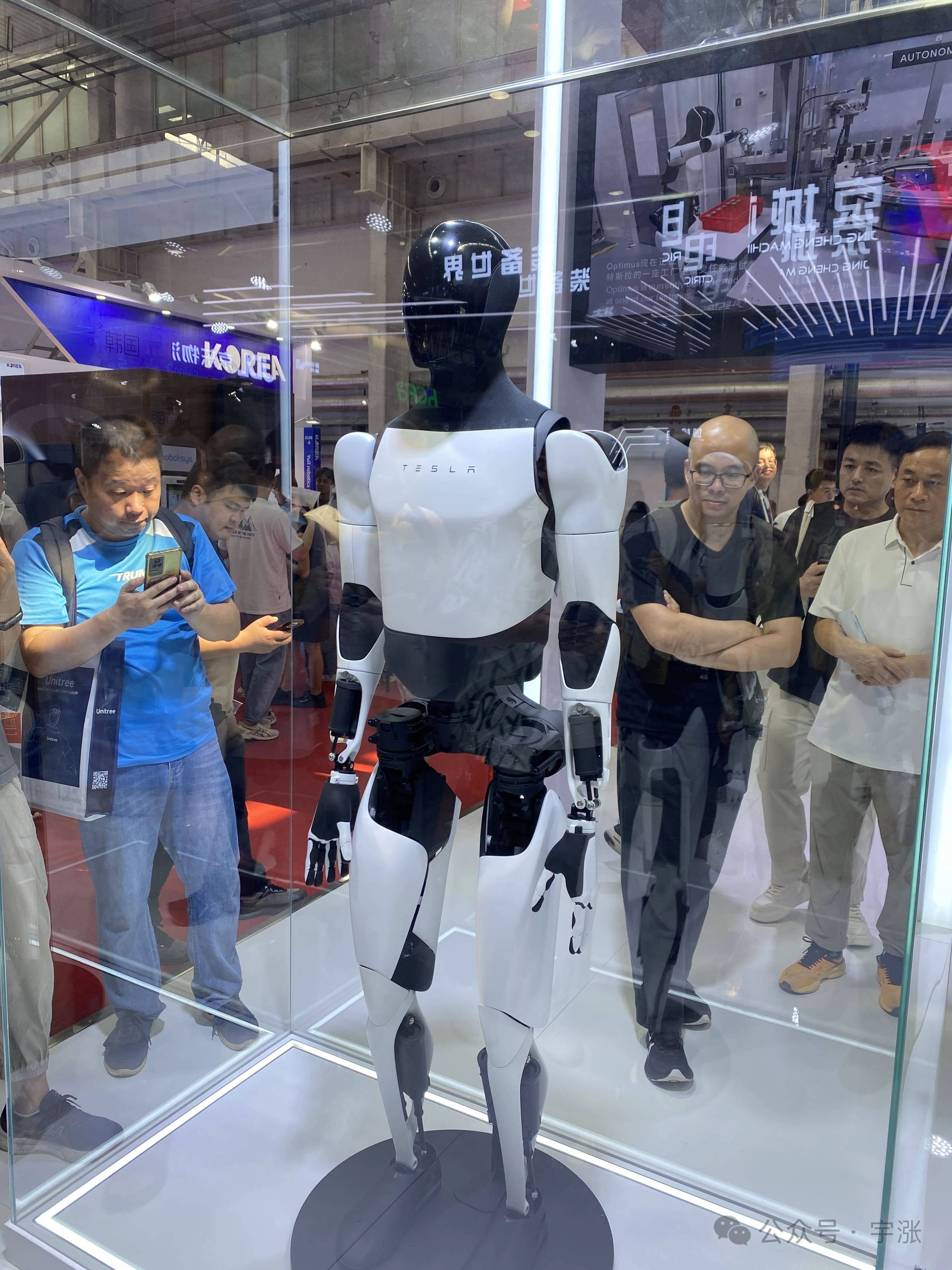 技术创新资本涌入 人形机器人场景加速落地