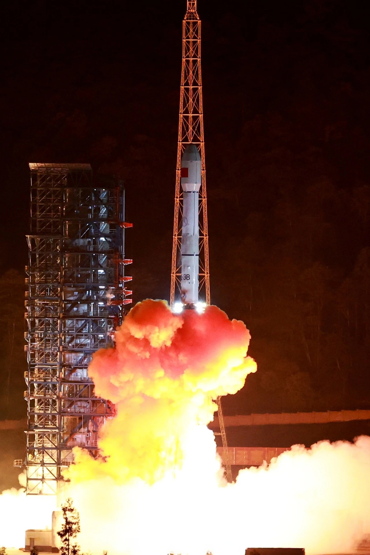 秀我中国|长征十号首次系留点火试验取得圆满成功