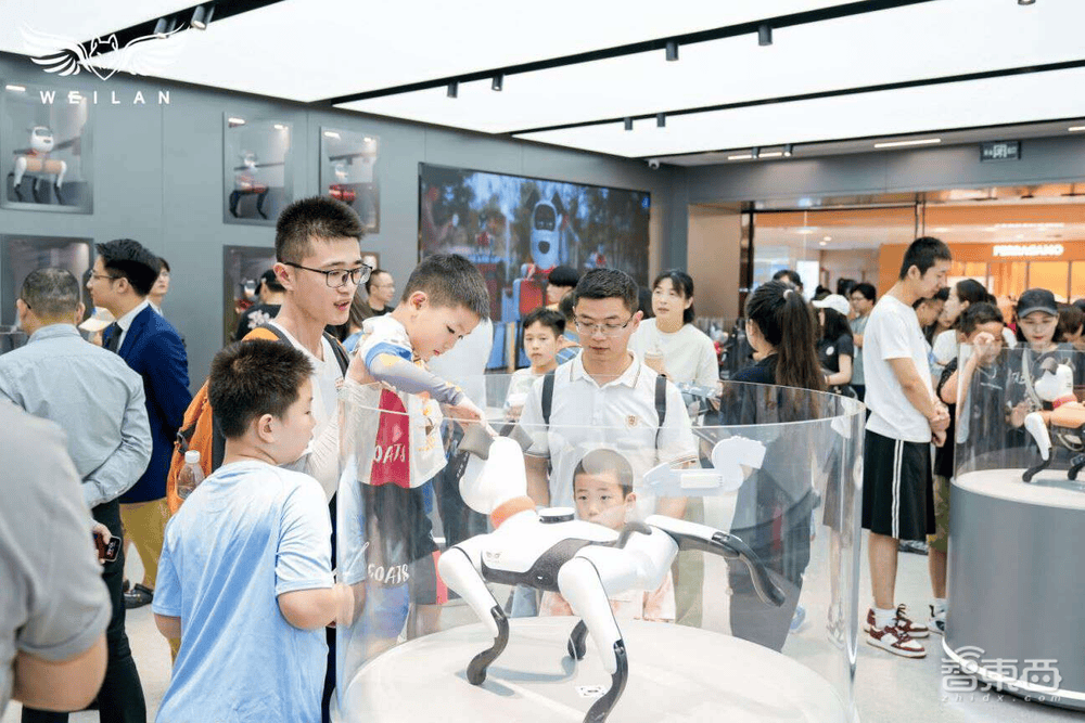 海信与福耀科技大学战略合作布局具身智能机器人