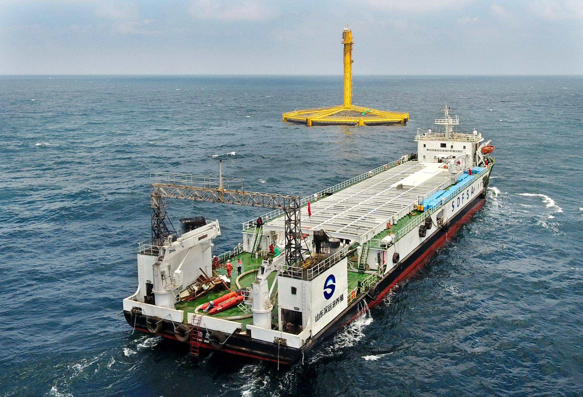 新华全媒+｜我国自主研制的6000米级深海无人遥控潜水器“海琴”号在南海成功海试